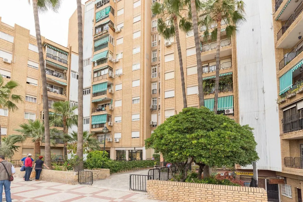 Stunning Spacious City Apartment With Free Parking Μάλαγα