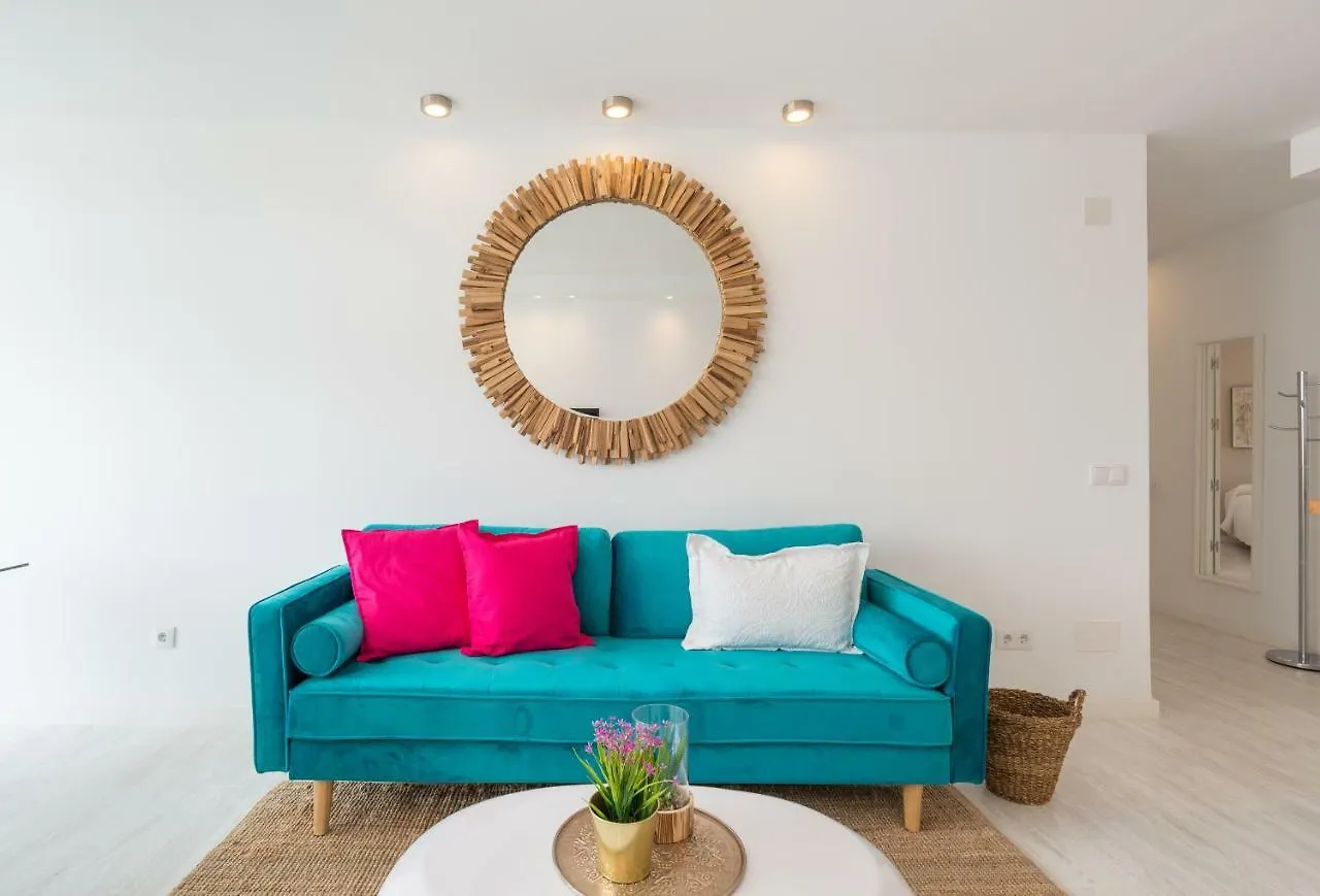 Stunning Spacious City Apartment With Free Parking Μάλαγα